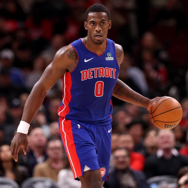 活塞已将合同改为5年2亿全额保障 杜伦仍不接受